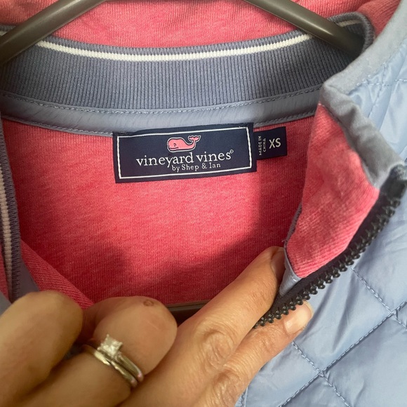 Vineyard Vines Pink and Gray Quilted Sweatshirt - Picture 5 of 8